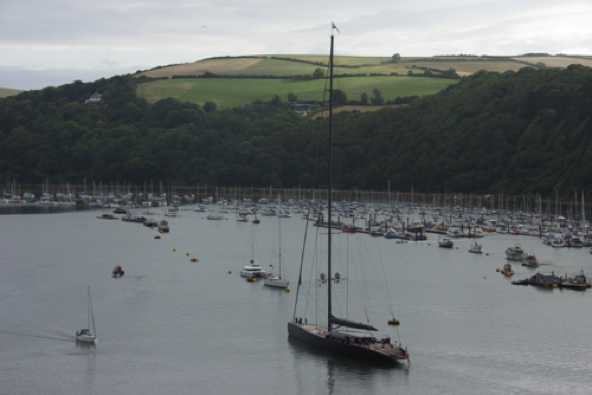 12 July 2023 - 07:40:28
One word for that mast........ooooge.
-----------------
57m superyacht Ngoni arrives in Dartmouth